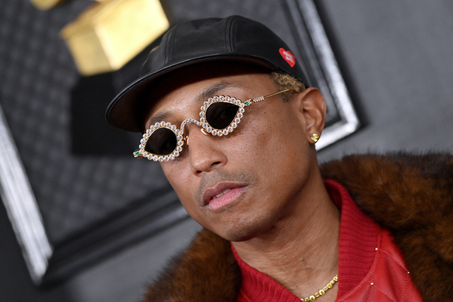 O que a estreia de Pharrell na Louis Vuitton significa para designers, moda e cultura em geral