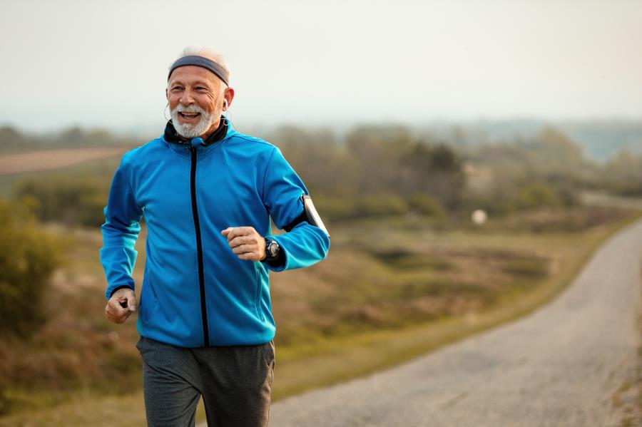 Exercícios aeróbicos podem proteger contra o Alzheimer, indica estudo