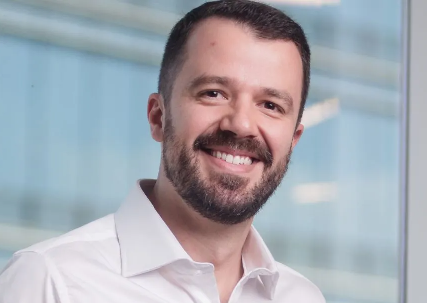 Visa testa pagamento com Pix e biometria facial no transporte público