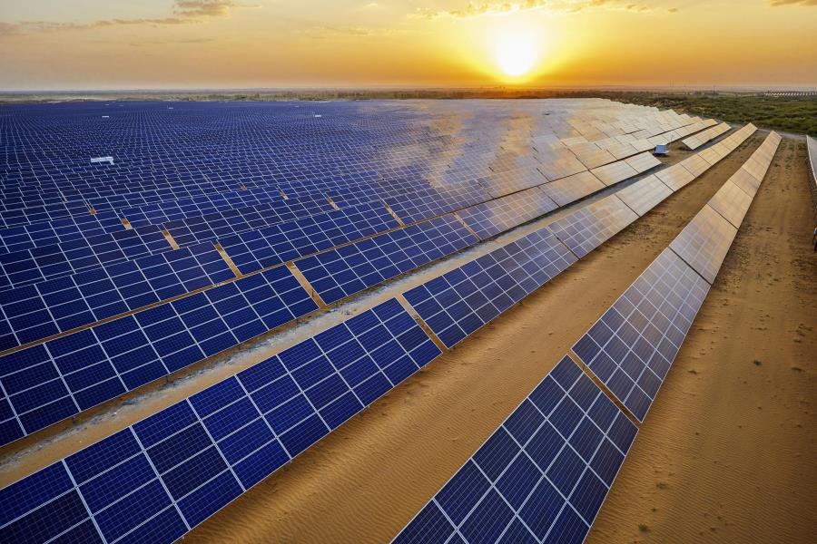 Grandes usinas solares atingem 10 gigawatts e ultrapassam R$ 44 bilhões de investimentos no Brasil, informa ABSOLAR