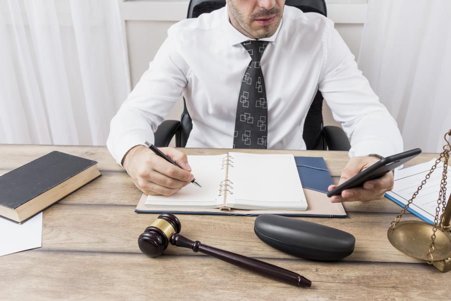 Monitoramento das atualizações regulatórias é maior desafio dos departamentos jurídicos das empresas