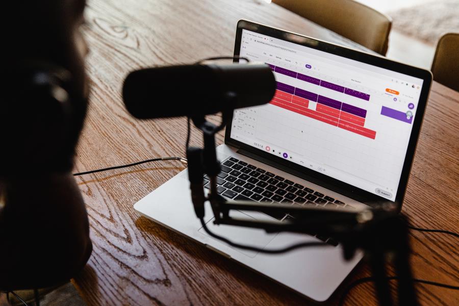Podcasts se consolidam como ferramenta estratégica para empresas