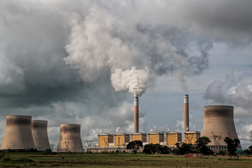 O desafio empresarial de descarbonização no Brasil e no mundo