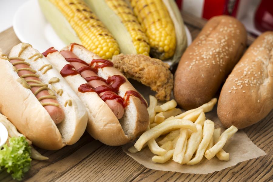 Alimentação pode influenciar sintomas da psoríase, aponta estudo