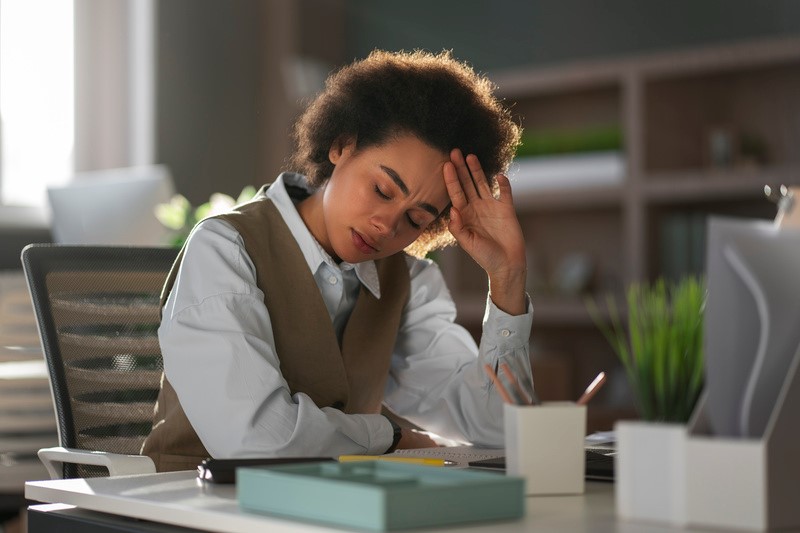 Geração Z é a menos feliz no trabalho: 3 formas de promover o bem-estar emocional