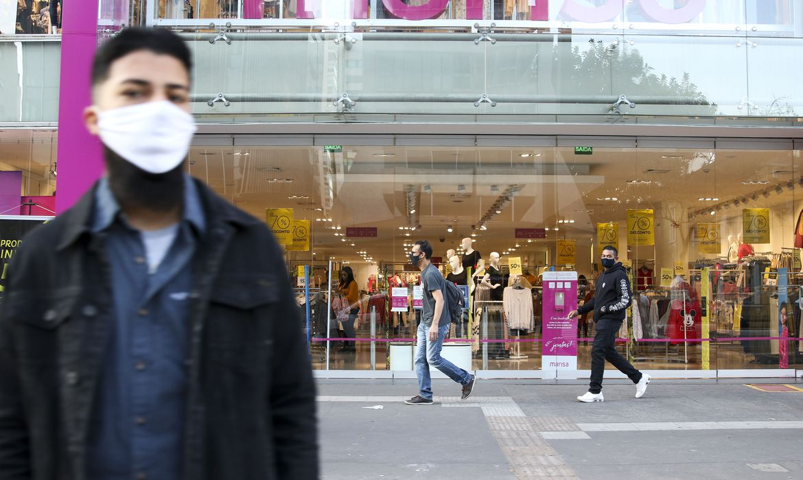 IBGE aponta aumento da ocupação na atividade econômica no 2º trimestre