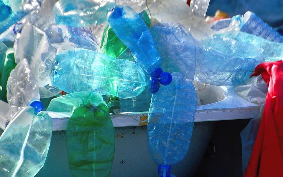 Braskem e Molécoola instalam pontos de coleta de resíduos para facilitar seu descarte correto e reciclagem