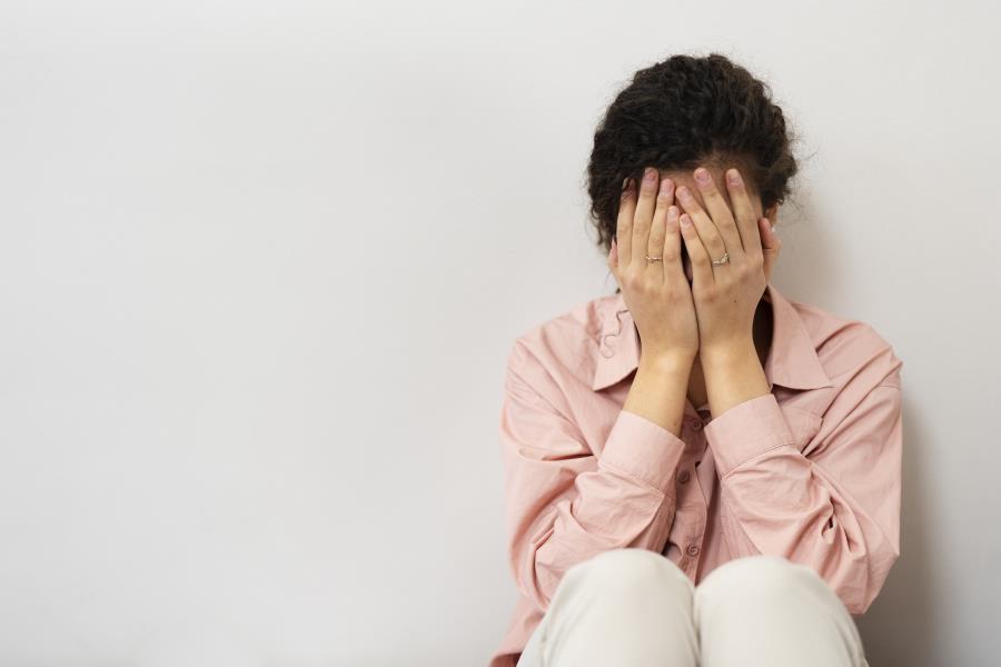 Desastres naturais e saúde mental: deslocamentos elevam risco de ansiedade e depressão