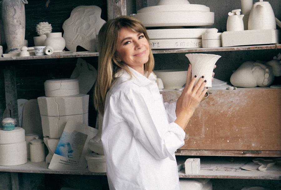 Com design autoral e expansão internacional, Tania Bulhões amplia os limites entre arte e estilo de vida