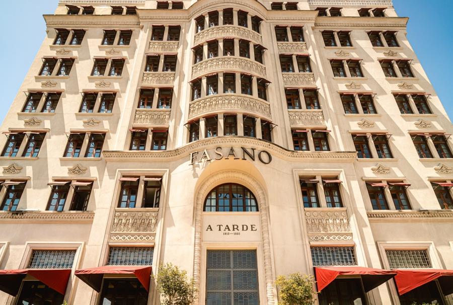 Fasano Salvador celebra Iemanjá com noite exclusiva no rooftop do hotel