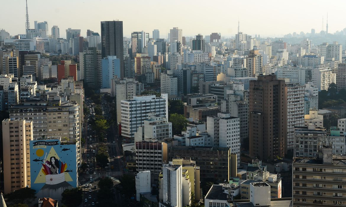 Custo da construção civil sobe 2,17% em maio, diz IBGE