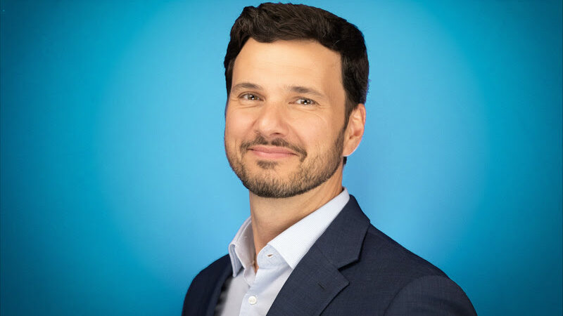 Primeiro brasileiro vira vice-presidente da American Airlines na Filadélfia