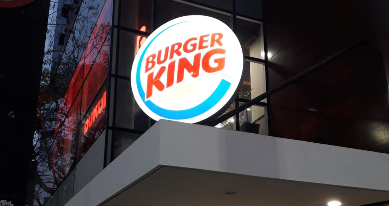 Burger King inaugura novas lojas 100% digitais em São Paulo para otimizar a jornada de compra e agilizar operação