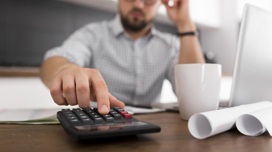 75% dos líderes do setor de seguros miram redução de custo em 10% até 2030