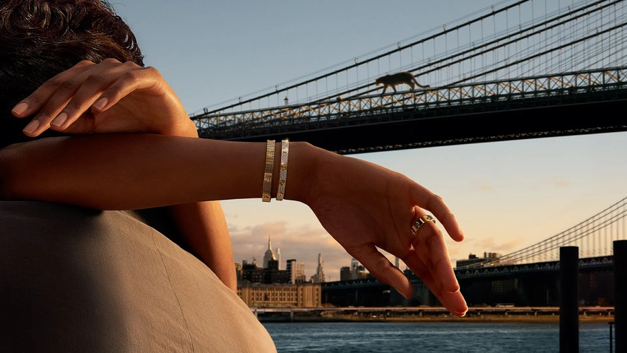 Cartier reinventa o clássico Love em versão flexível