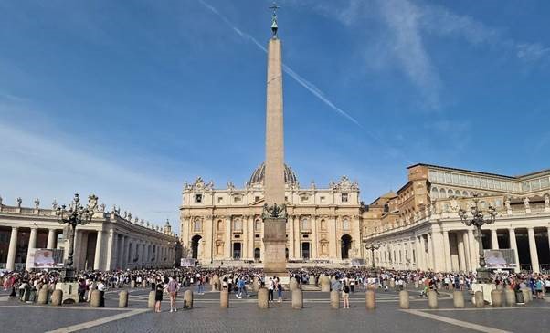 Samsung fornece soluções de áudio e vídeo outdoor para a Praça de São Pedro na Cidade do Vaticano