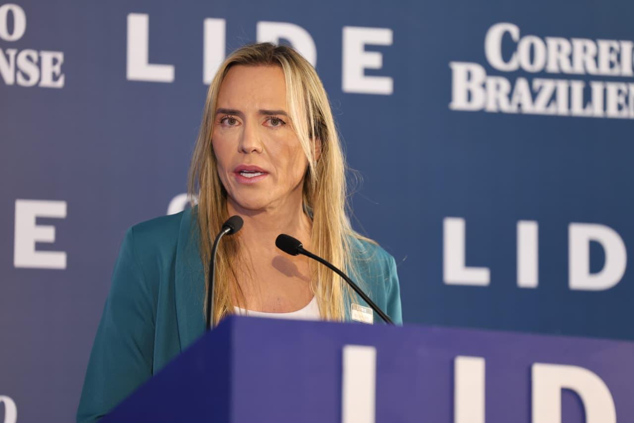 Celina Leão defende gestão eficiente e critica dependência econômica do DF