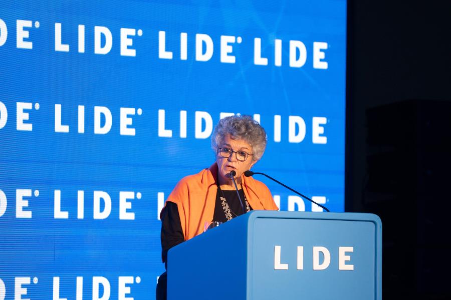'Não existe segurança alimentar sem agricultura brasileira', alerta Izabella Teixeira