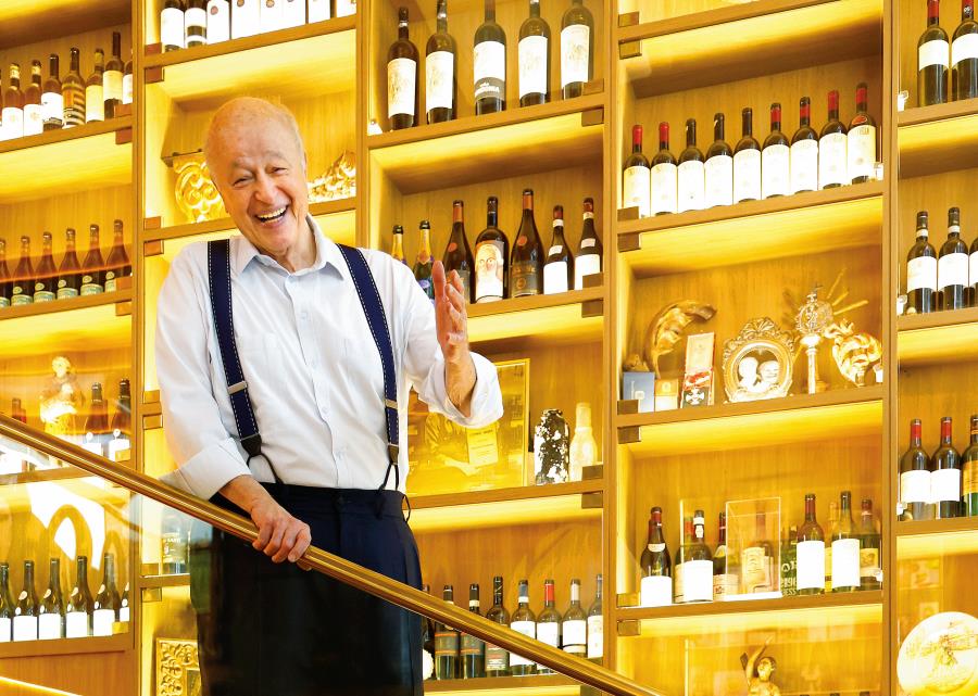 Massimo Ferrari, o restaurateur que moldou a alta gastronomia paulistana e transformou a mesa em espaço de poder e afeto