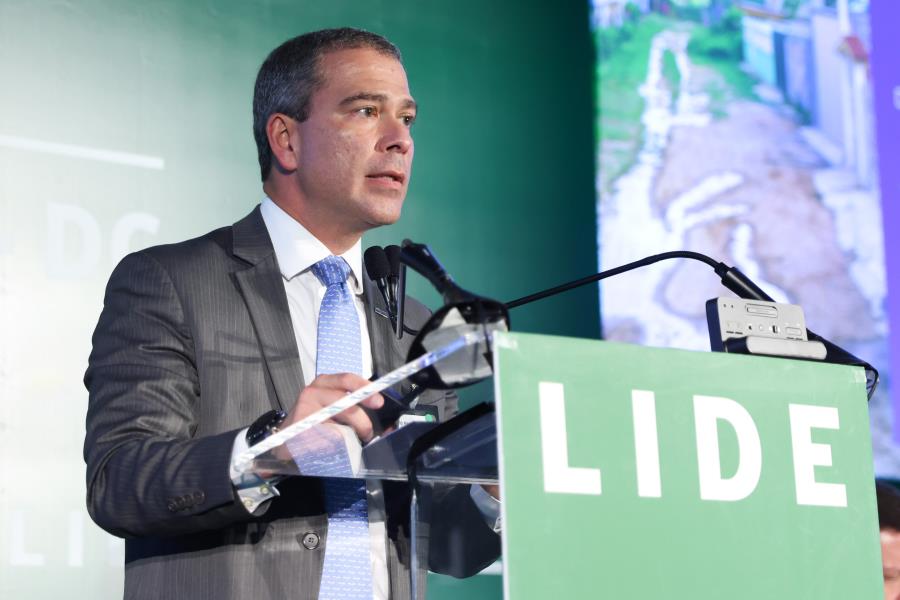 Sistema financeiro tem papel decisivo no avanço do saneamento, afirma presidente do BRB no LIDE Brazil Development Forum