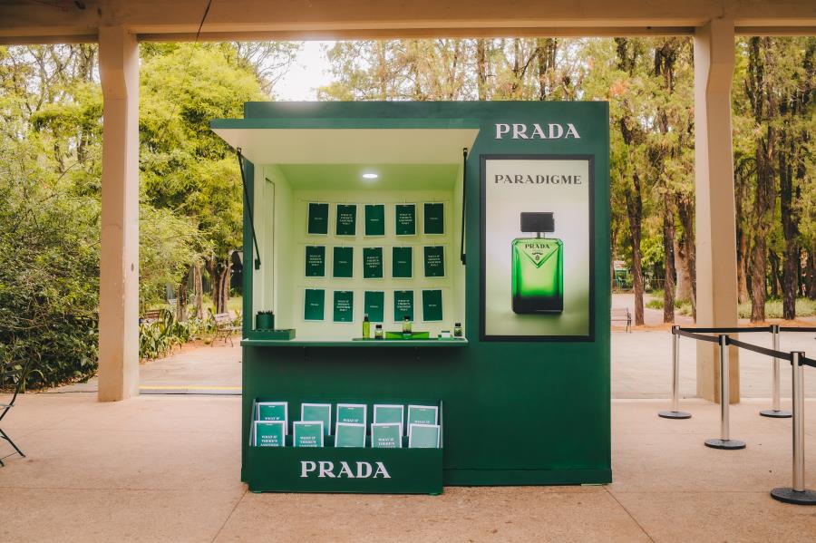 Prada inaugura experiência olfativa inédita com o Kiosk de Paradigme