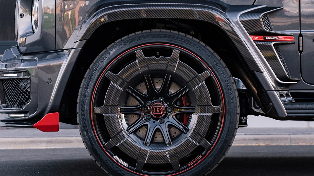 Brabus transformou o Mercedes G-Wagen em um Supertruck Bonkers 900 HP