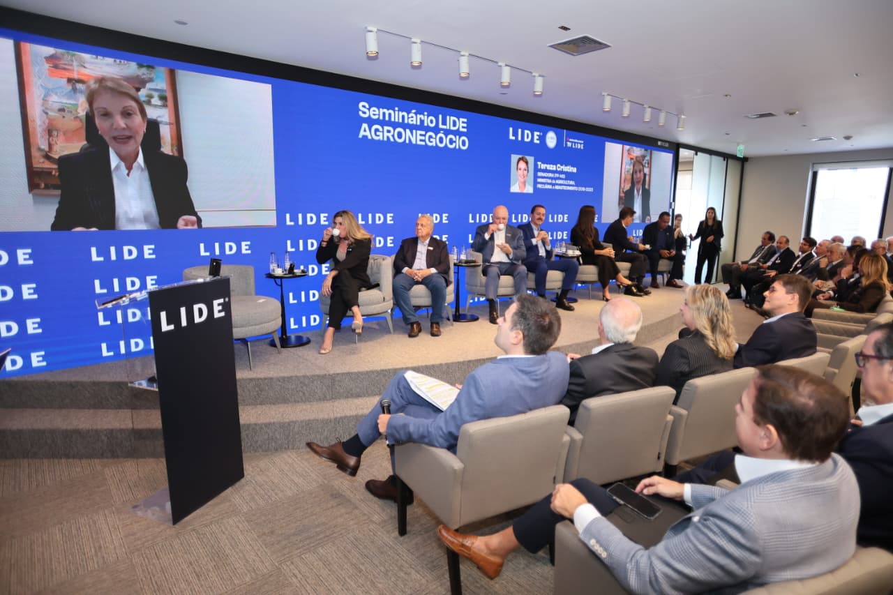 Fertilizantes expõem vulnerabilidade e bioinsumos ganham força no agro brasileiro, diz Tereza Cristina