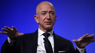 Jeff Bezos (Blue Origin)