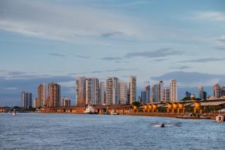 mesmerizing-view-brazilian-cityscape-with-ocean-cloudy-sky