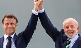 Lula e Macron_Fabio Charles Pozzebom_Agência Brasil