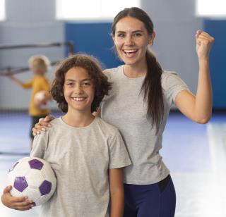 sports-teacher-with-her-students