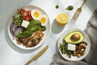 flat-lay-plate-with-keto-diet-food-nuts