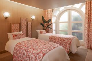 The Beverly Hill Hotel-Dior-spa-duet-suite-Dorchester-Collecttion