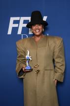 Creator do Ano (voto popular)_ Robertita  (1)